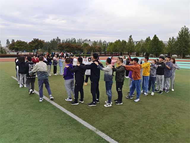 【完满班级】体育游戏显非凡 青春之花初发芽——淬炼·国际商学院财务2101班完满班级活动