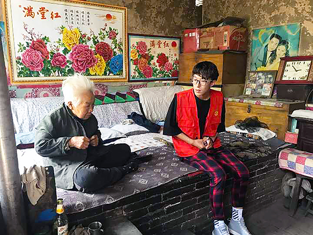 【完满班级】弘扬雷锋精神 争当时代楷模