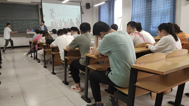 【完满班级】传民族精神 扬青春风采——信息工程学院网工1902班完满班级活动