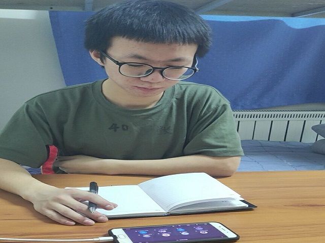 【辅导员说完满】与时俱进 奋力拼搏——食品与环境学院2017级辅导员说完满