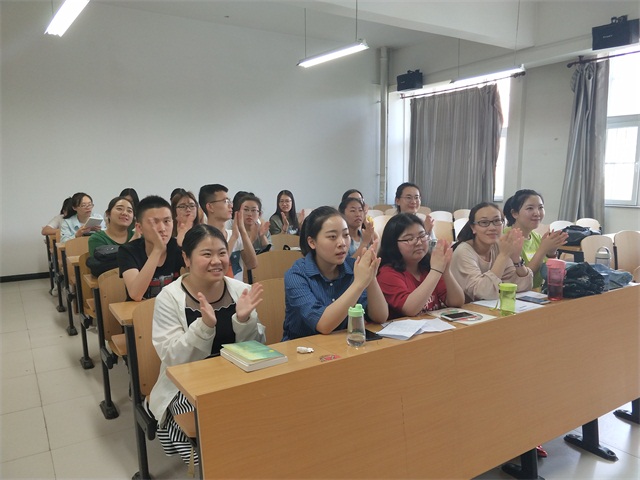 【完满班级】致那些在困难中艰难前行的人——外国语言文学系6月班级活动