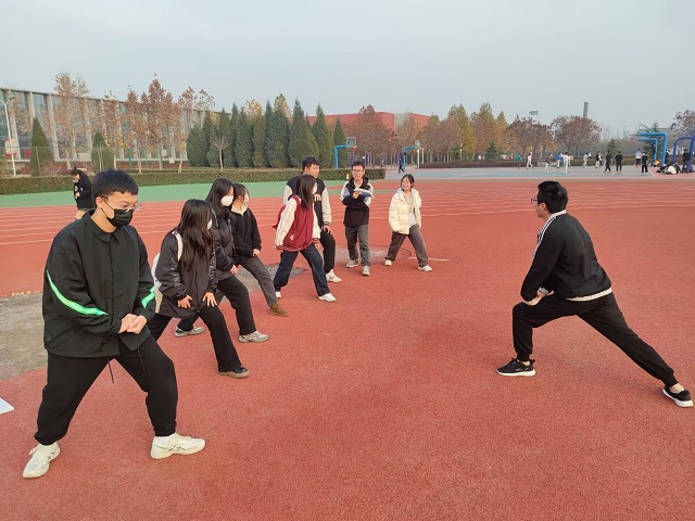 【完满团支部】快乐健身 精彩人生——远景学院远景2006班完满团支部活动