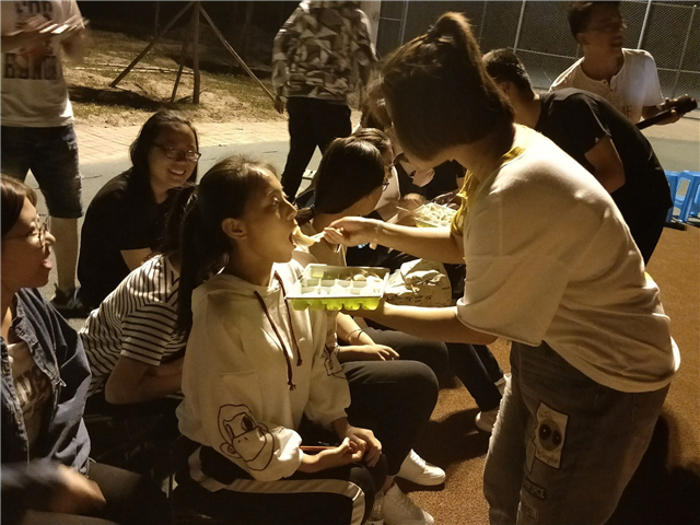 【完满班级】“艺”见钟情 “艺”起爱——淬炼商学院“艺”动青春主题活动(三)