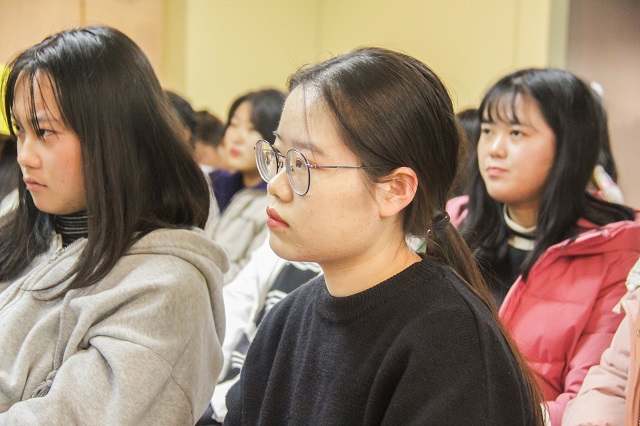 开拓视野 培育标准化思维——青藤书院举办“院长下午茶”系列活动第8期