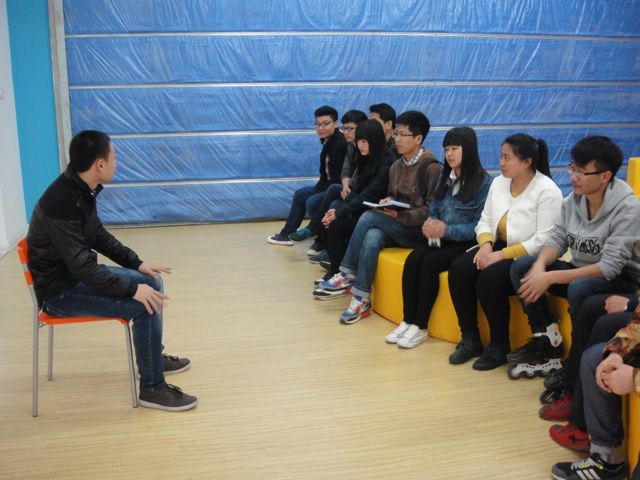 逐梦前行  学长相伴