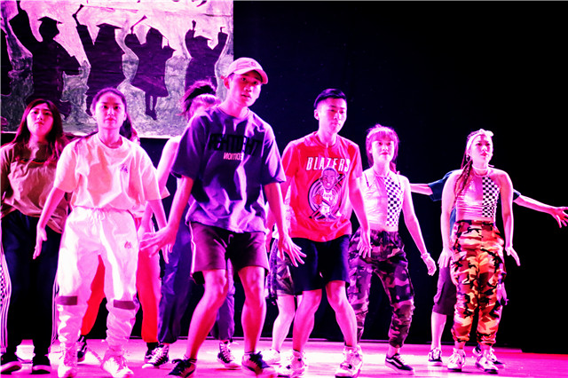 【毕业季】江湖路远 我们后会有期——智能工程学院“筑梦青春 最美芳华”毕业晚会