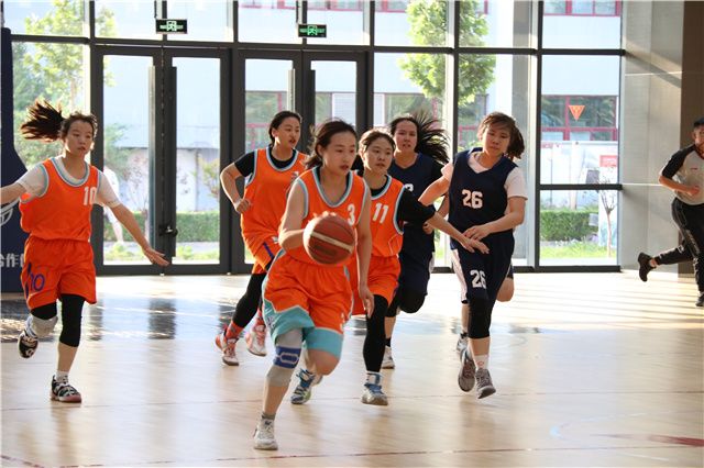第十三届“至强杯”女子篮球联赛圆满落幕