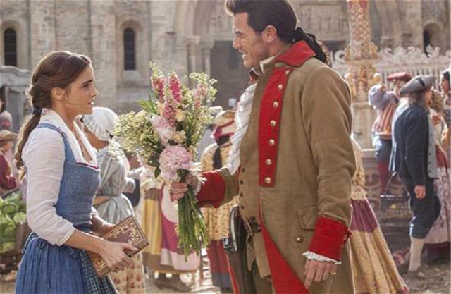 【社团快讯】共倾世之舞 赴一场玫瑰之约——我院电影协会观看《美女与野兽》精品影评