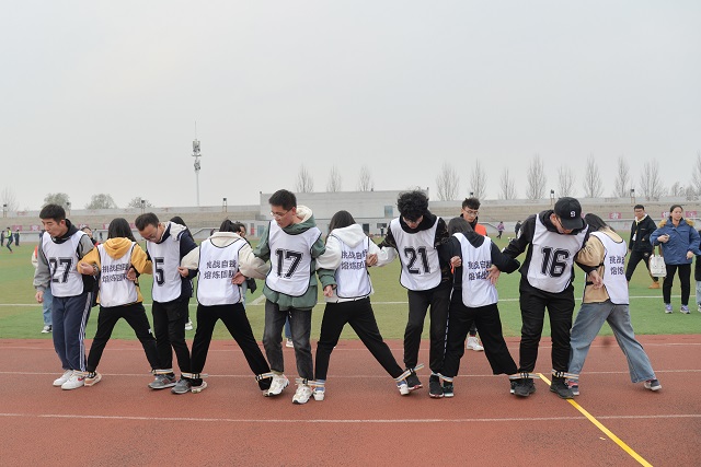 【青马工程】“聚青春”素质拓展大赛熔炼团队 突破自我