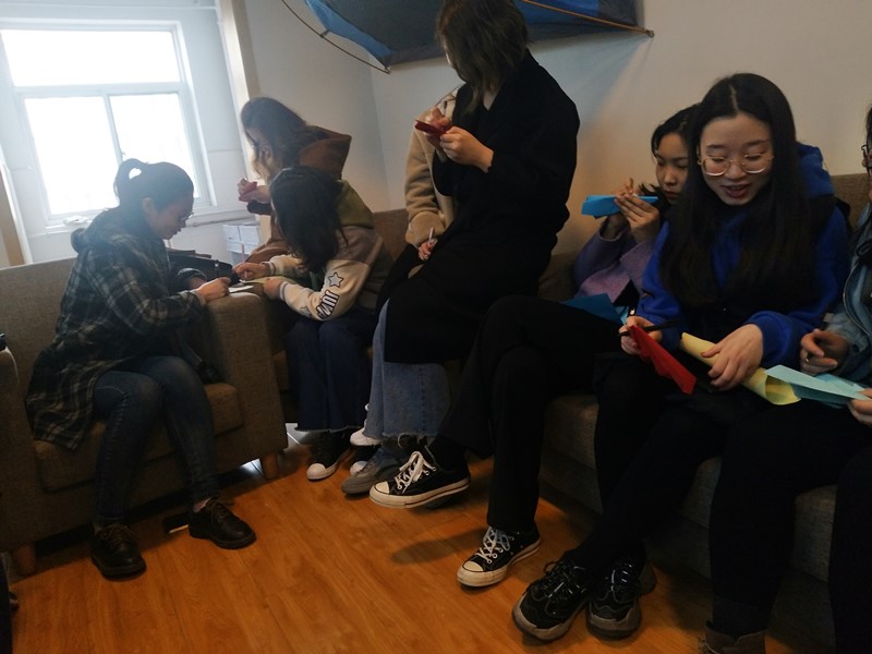 【完满班级】志存高远 脚踏实地——外国语言文学系英语1602班、英语1603班3月完满班级活动