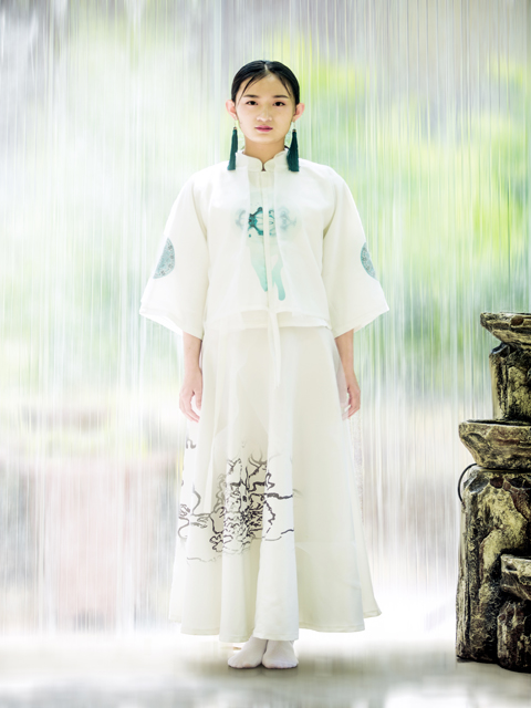 青春六月展锦服——艺术传媒学院2018届毕业生服饰与服装设计T台秀