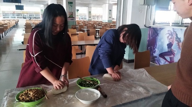 【完满班级】“饺”立杰出 温暖寒冬——食品与环境学院食安1703班完满班级活动