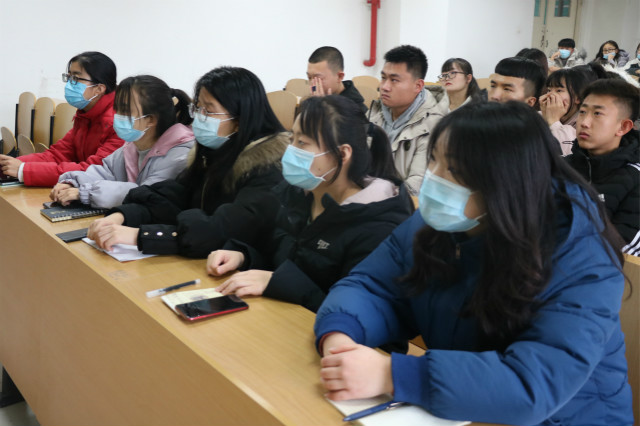 学长计划第812期:青春岁月 努力奋斗——外语系第121期学长计划之教师导航