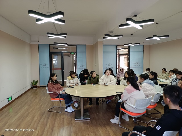 【完满班级】描绘大学冬天美景 普及冬季安全防护——大数据学院、信息工程学院数据2101班完满班级活动