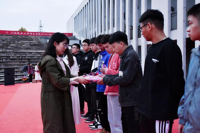 踏上新征程 杏花书院新生入院仪式