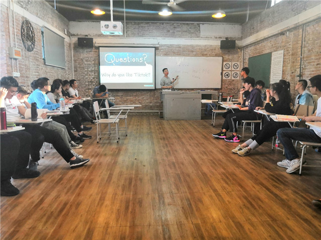 【1+1>2】完满教育与学术教育融合发展 助力学生在乐学创造中成才