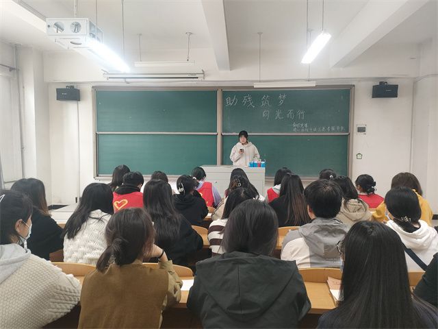 【服务队风采栏】“拾”志愿微光 “跃”基层活力新坐标