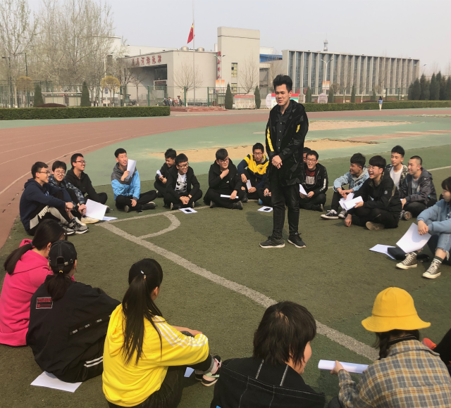 【完满班级】青春梦想——飞机大赛