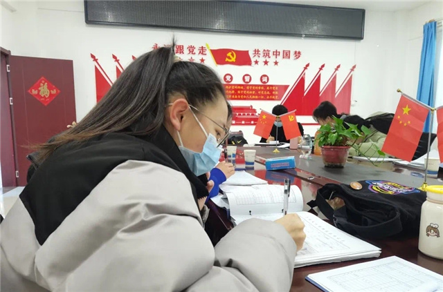 青春在基层闪光——4000余名“返家乡”学子在各地参与寒假社会实践