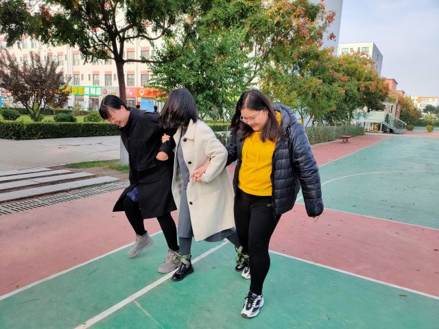 【完满班级】激扬文字 书写爱国之情——经济与管理学院十月完满班级活动纪实（十）