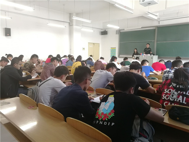 首届“寻你千次 破你万题”科学知识竞赛活动成功举办