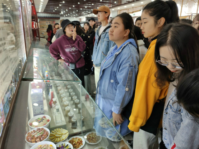 【完满班级】传承晋商文明 共创时代经典——经济与管理学院十一月完满班级活动纪实（一）