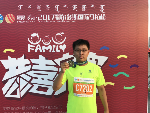 闪光的信院第227期:聆听“中国影响力青年艺术家”获得者王奕鑫的文学创作故事