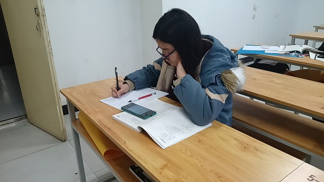 【完满班级】关联重点知识 提高学习效率——食品与环境学院动医2002班完满班级活动