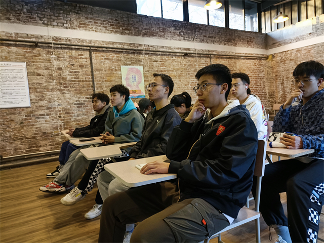 【完满班级】用三国杀走进三国史——远景2004班11月完满班级活动