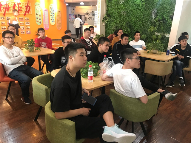 【完满班级】庆七十周年 红色观影——大数据学院、信息工程学院网工1602班完满班级活动