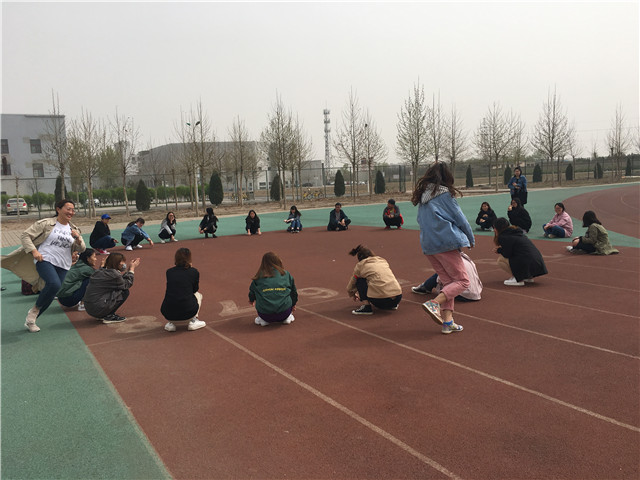 【完满班级】搏生命之极限 铸青春之辉煌——外国语言文学系4月完满班级活动