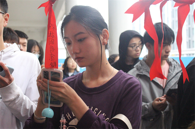 用真心祝福 为祖国庆生——淬炼·国际商学院“欢度国庆 喜迎二十大”纪念活动