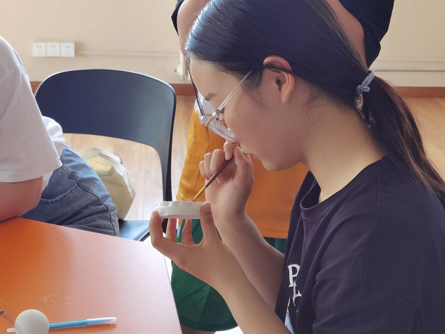 【完满班级】时尚涂鸦王 青春更精彩——食品与环境学院动医2003班完满班级活动