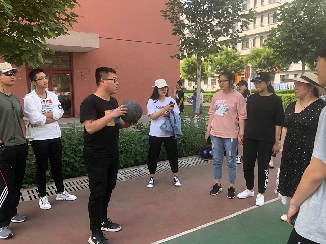 【完满班级】无悔青春 热血篮球——食品与环境学院生技1802班完满班级活动