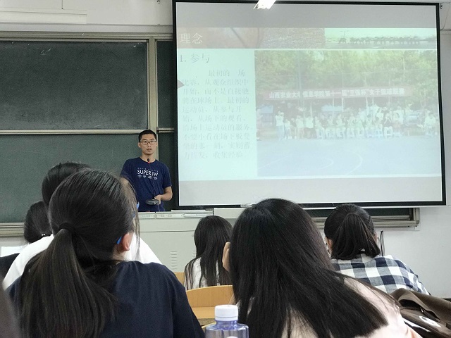 【辅导员说完满】铿锵玫瑰 完满绽放——食品与环境学院2016级辅导员说完满