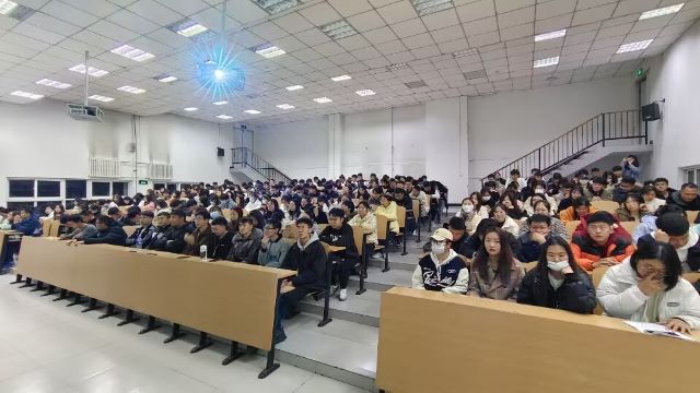 【辅导员说完满】让快乐由心出发 让健康从心开始——大数据学院、信息工程学院数字2022级辅导员说完满