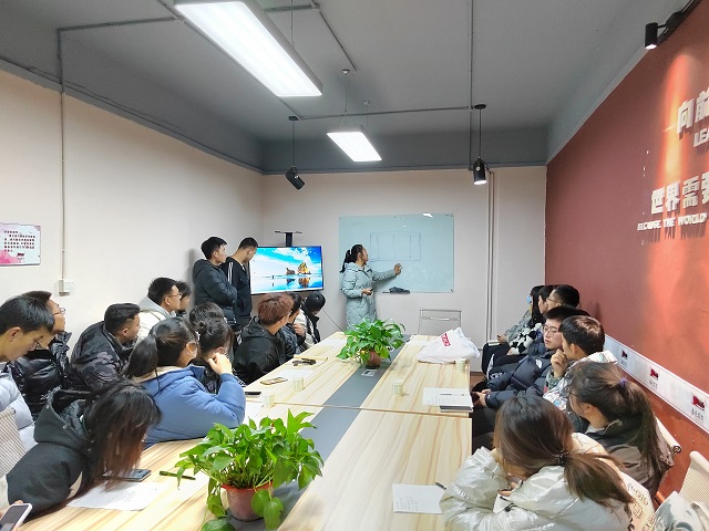 【1+1>2】“食”杏与你相遇 双院伴你成长——食品与环境学院、杏花书院双促进、同发展交流会