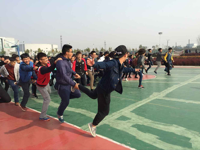 【完满班级】工管系会计1501—1510、营销1501-1502班“团结一心 齐力断金”活动