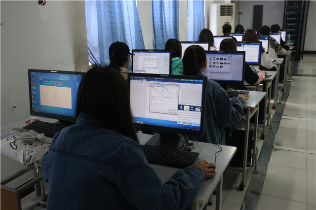 【学生干部技能大赛】青年当自强 技能显担当——首届学生干部技能大赛之“青春担当”学生干部工作能力竞赛