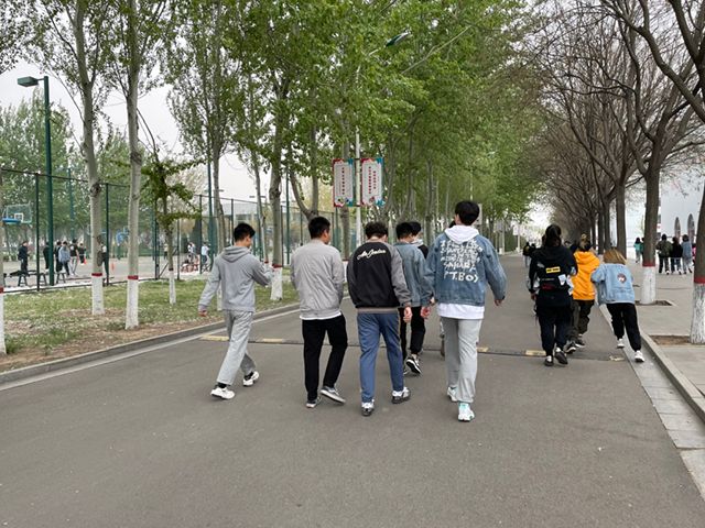 【完满班级】体育锻炼 展示风采——艺术传媒学院“加强体育运动 展示青春风采”视觉1904班毽球大赛