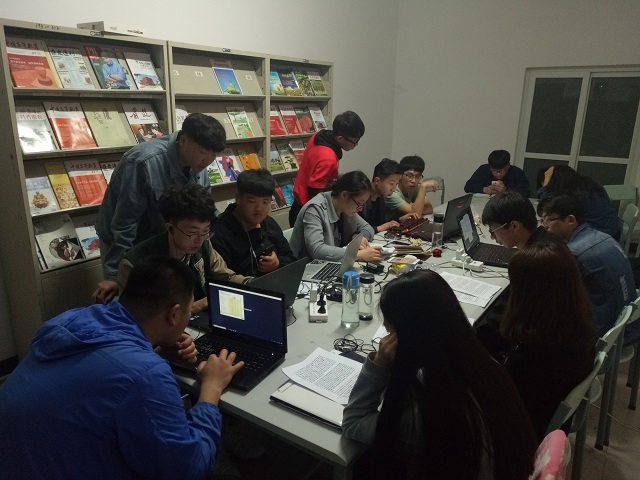 “行”动我心——远景学院创行团队备赛