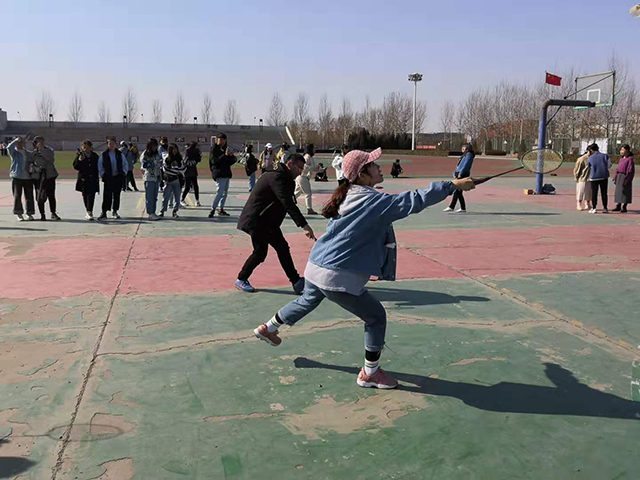 【完满班级】凌空飞跃 行云流水——艺术传媒学院动画1801班举办竞技体育活动