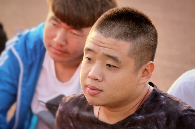 【辅导员说完满】给成长一个支点 让体育与幸福链接——辅导员说完满“以足球为例看竞技体育对我们的改变”