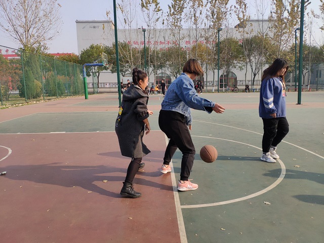 【完满班级】“力争上游 勇攀高峰”——艺术传媒学院环设1806班主题活动