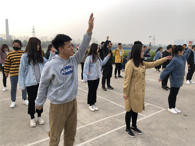 【主题团日】创意体竞之青春无畏——营销1703团支部开展系列主题团日活动