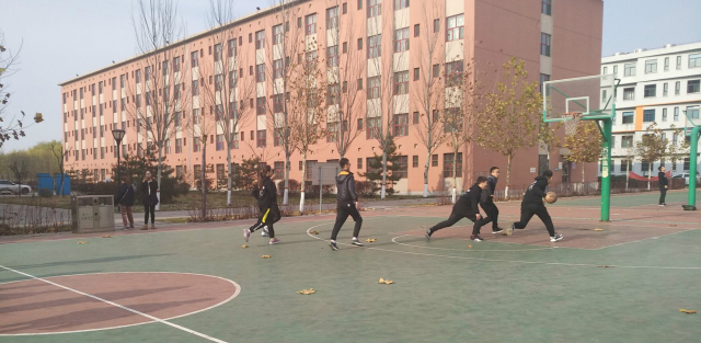 【完满班级】拥抱青春 如流星般闪耀——经济与管理学院十一月完满班级活动纪实(九)