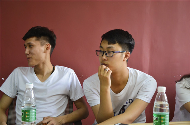 【辅导员说完满】凝聚之力 相倚为强——智能工程学院举办2016级学生干部座谈会