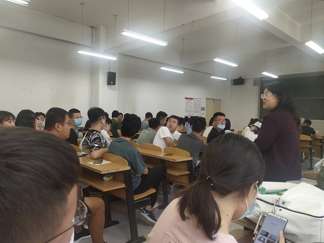 传递网络正能量 弘扬时代主旋律——食品与环境学院园林1701班、园林1702班、园林1703班、园林1903班主题班会