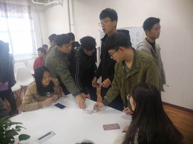 【完满班级】“大力王 ”扳手腕大赛——大数据学院、信息工程学院计科1904完满班级活动