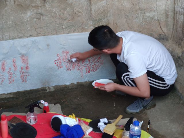 【三下乡】印证过去 见证未来——艺术传媒学院“拾遗记”白大石摩崖石窟考察